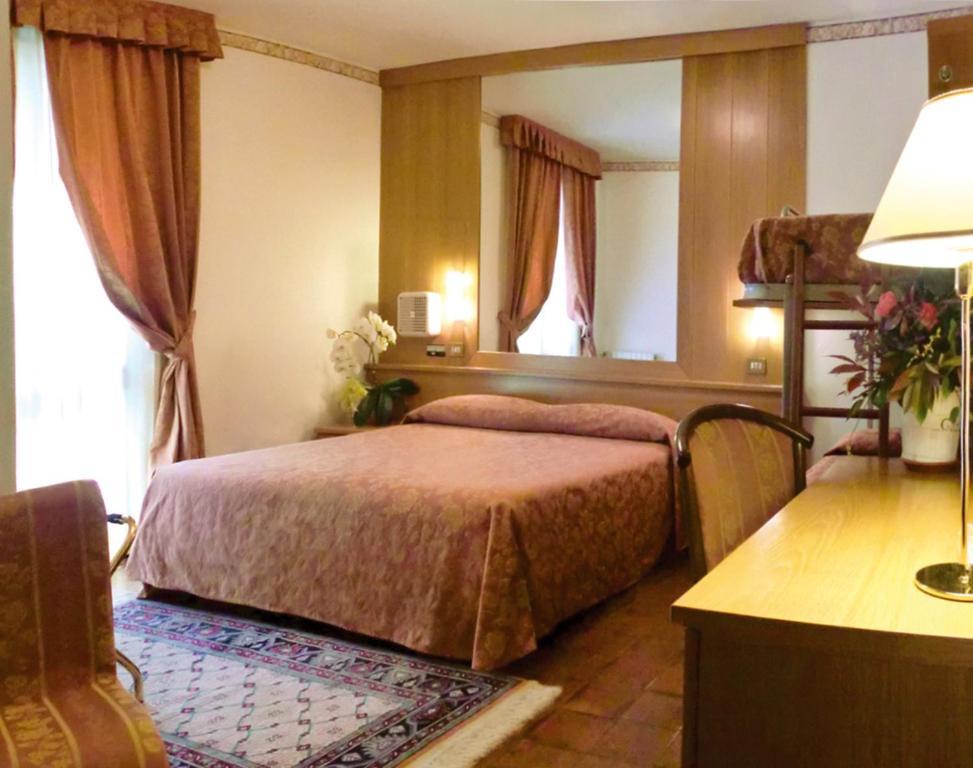 Hotel Astra Tignale