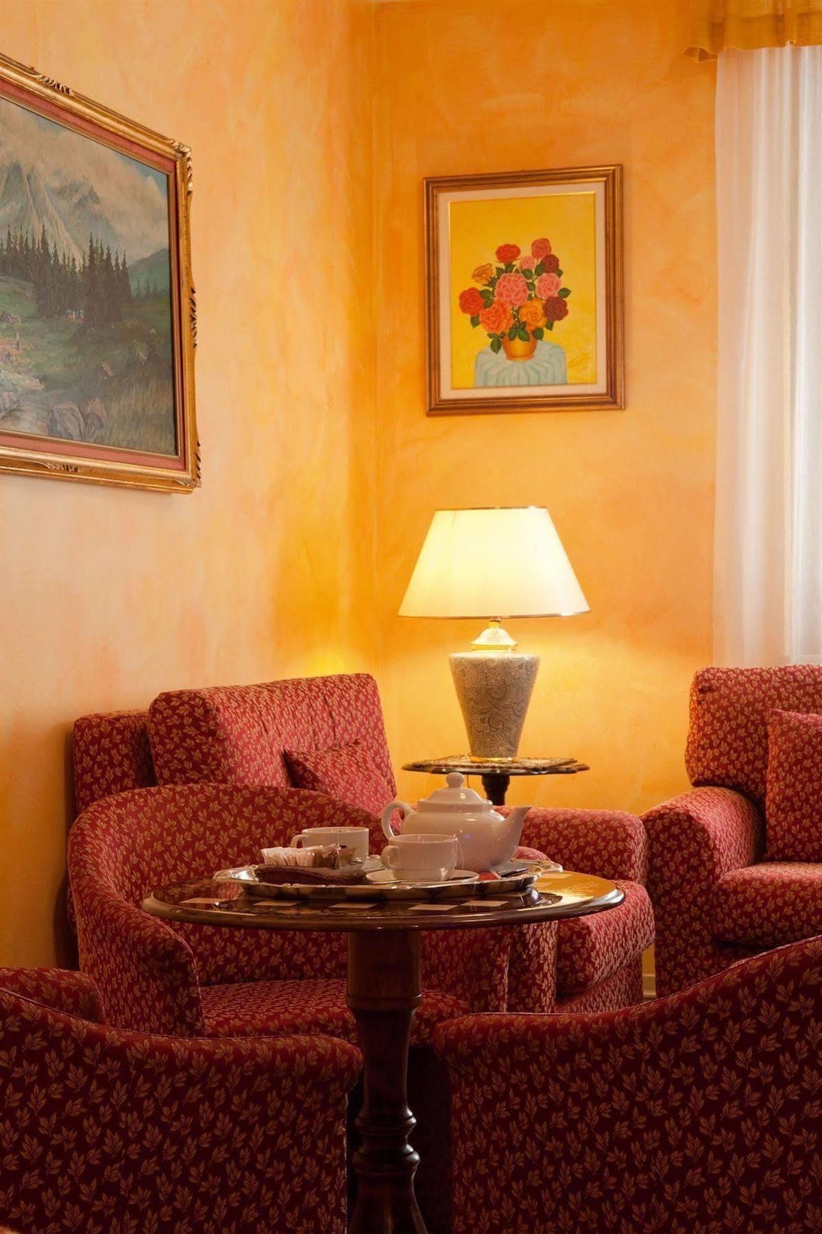 Astra Hotel Tignale